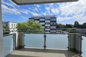 Zentral & komfortabel in Remscheid Süd. ETW mit Balkon, Einbauküche, Aufzug & Garage – 42859 Zentralpunkt, Remscheid – Vorschaubild 4