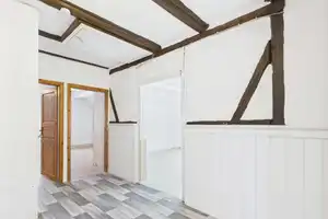 Charmantes Fachwerkhaus im Herzen Königslutters! 2 eigenständige Wohnungen, teilsaniert, 5 Garagen – Helmstedt (Kreis) – Vorschaubild 8