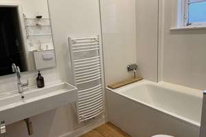 Traumlage trifft Potential - Stadthaus, teilsaniert (Erdgeschoss und 1.OG frei lieferbar) – Cranachstr. 75, 22607 Groß Flottbek, Hamburg – Vorschaubild 16