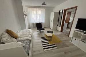 Lebendiges Stadtleben: 2-Zimmer-Wohnung in der Heidelberger Altstadt – Die vollständige Adresse der Immobilie erhältst du vom Anbieter., 69117 Altstadt, Heidelberg – Vorschaubild 1