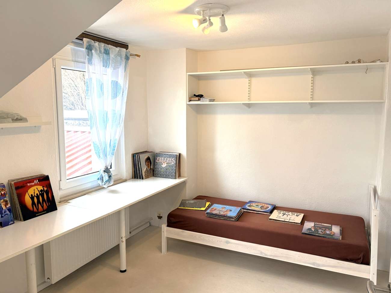 Immobilie in Marktleugast - Ein Haus – alle Freiheiten: Modernisiertes Wohndomizil für Familien oder Mehrgenerationen - Bild 3