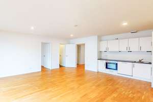 2-Zimmer Wohnung mit Balkon *Inkl. Umzugsbonus* – Mailänder Platz 11, 70173 Europaviertel, Stuttgart – Vorschaubild 4