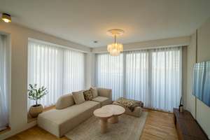 Lichtdurchflutete 2,5-Raum-Wohnung mit Einbauküche und großem Balkon – 93051 Großprüfening-Dechbetten-Königswiesen, Regensburg – Vorschaubild 1
