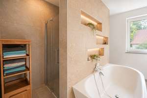 Hochwertiges Wohnhaus mit Einliegerwohnung, Sauna & Kamin in Wolfsburg-Ehmen – Die vollständige Adresse der Immobilie erhältst du vom Anbieter., 38442 Ehmen, Wolfsburg – Vorschaubild 10