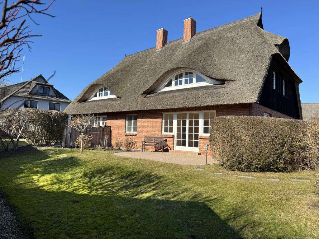 Immobilie in Ahrenshoop - Großzügiges Doppelhaus unter Naturrohr - Bild 1