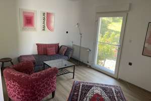 Möblierte 2-3 Zimmer Wohnung mit Terrasse
