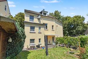 Attraktives Mehrfamilienhaus mit 3 Wohneinheiten und Doppelcarport in Remscheid-Lennep – Die vollständige Adresse der Immobilie erhältst du vom Anbieter., 42897 Lennep Neustadt, Remscheid – Vorschaubild 5