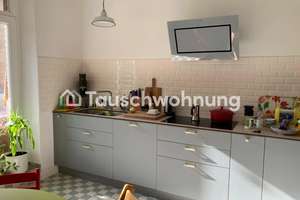 Tauschwohnung: Sanierte Altbau mit Garten