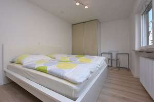 Schön möblierte Wohnung mit Terrasse in Stuttgart Gablenberg – Die vollständige Adresse der Immobilie erhältst du vom Anbieter., 70186 Gablenberg, Stuttgart – Vorschaubild 2