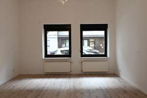 WG-GEEIGNET: 2-Zimmer-Wohnung mit hohen Decken und neuem Tageslichtbad – Grupellostraße 16, 40210 Stadtmitte, Düsseldorf – Vorschaubild 3
