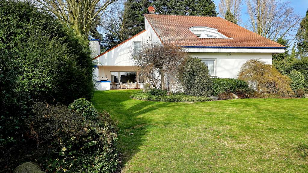 Immobilie in Verl - Familienparadies mit besonderer Architektur in Verl-Kaunitz. Keine Käuferprovision! - Bild 2