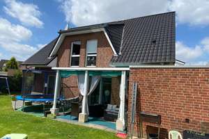 Geräumiges, gepflegtes 4-Zimmer-Haus mit gehobener Innenausstattung in Gelsenkirchen Hassel – Die vollständige Adresse der Immobilie erhältst du vom Anbieter., 45896 Hassel, Gelsenkirchen – Vorschaubild 4