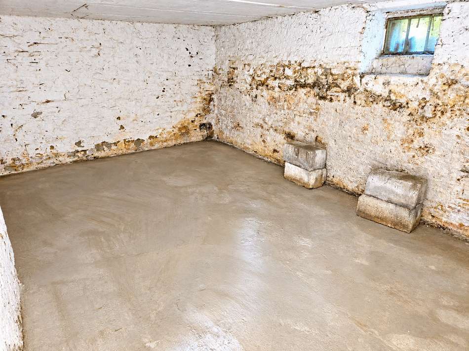 ein weiterer großer Kellerraum