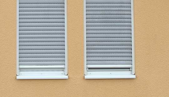 Bild von Handwerkerchance: Doppelhaushälfte mit Scheune