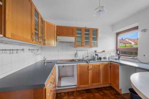 Sanierungsbedürftiges Reihenmittelhaus mit Potenzial – Die vollständige Adresse der Immobilie erhältst du vom Anbieter., 80687 Am Westbad, München – Vorschaubild 3