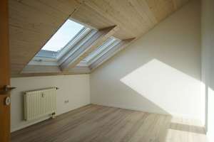 Sonnige, helle 3 Zimmer-Dachgeschoss-Eigentumswohnung mit Balkon und Tiefgaragenstellplatz – Die vollständige Adresse der Immobilie erhältst du vom Anbieter., 72827 Wannweil – Vorschaubild 11