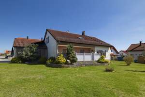 Ankommen & Wohlfühlen: Familienidyll mit Gartenparadies! – Die vollständige Adresse der Immobilie erhältst du vom Anbieter., 89191 Nellingen – Vorschaubild 1