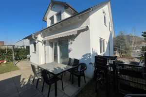 Neuwertiges Haus mit fünf Zimmern und EBK in Oberstenfeld – Wunnensteinstraße 32, 71720 Ludwigsburg (Kreis) – Vorschaubild 3