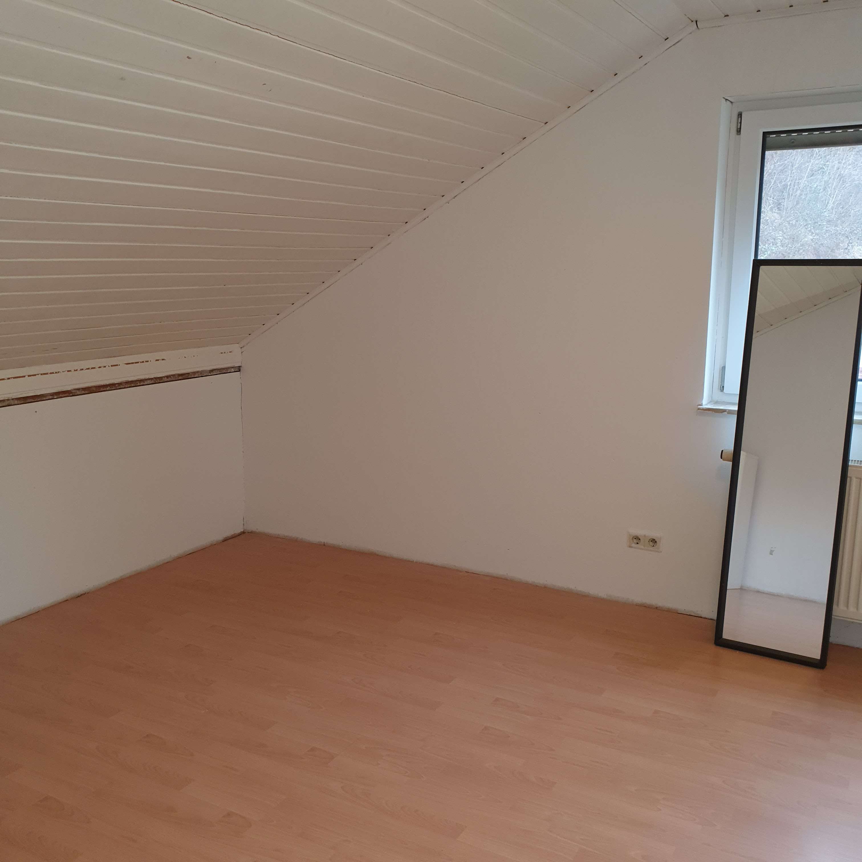 Immobilie in Maulbronn - Maulbronn, großzügiges , freistehendes Enfamilienhaus mit großem Grundstück - Bild 1