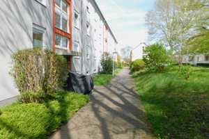 Trier Heiligkreuz - 3 Zimmer Whg. Kü./Bad/ Loggia- im Hochparterre in MFH – Trier – Vorschaubild 6