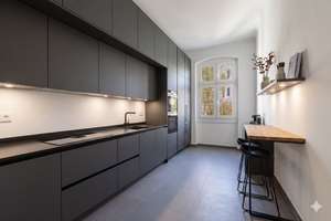 Hochwertig sanierte Altbauwohnung: Lichtdurchflutetes Raumwunder mit Balkon in Berlin Westend – Die vollständige Adresse der Immobilie erhältst du vom Anbieter., 14059 Westend, Berlin – Vorschaubild 13