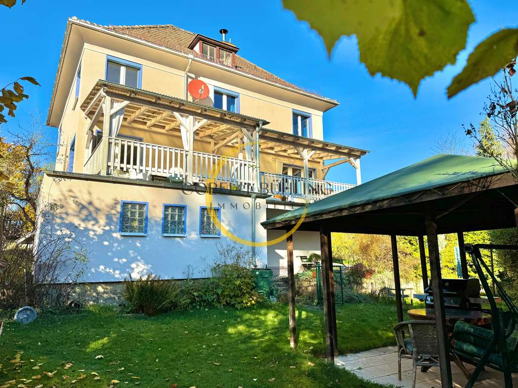 Idyllisch Wohnen am Waldrand mit Weitblick – großzügiges Einfamilienhaus mit Altbaucharme in Ernsee