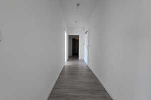 Fully Renovated 2-Room Apartment with a built-in kitchen – Limited 1-Year Lease from 01.09.2025 – Singerstraße 111, 10179 Berlin – Vorschaubild 15