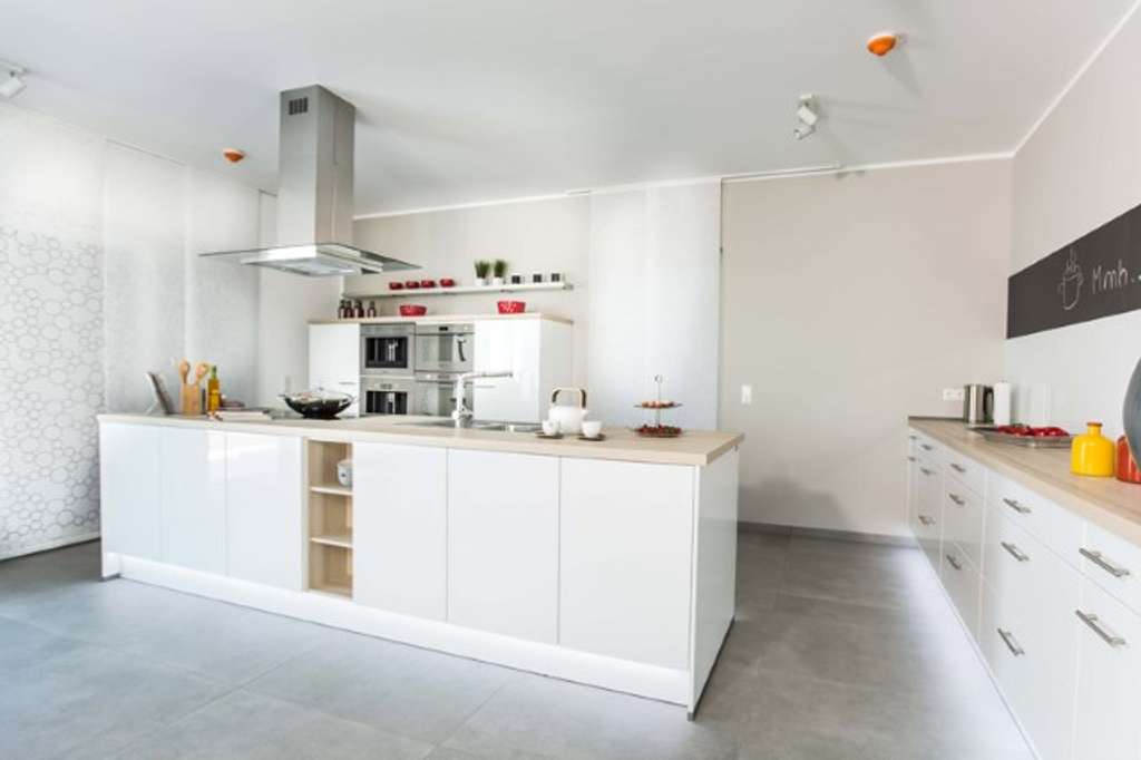 Immobilie in Breitengüßbach - Ein Klassiker in elegantem Stil - mit Grundstück - Bild 4