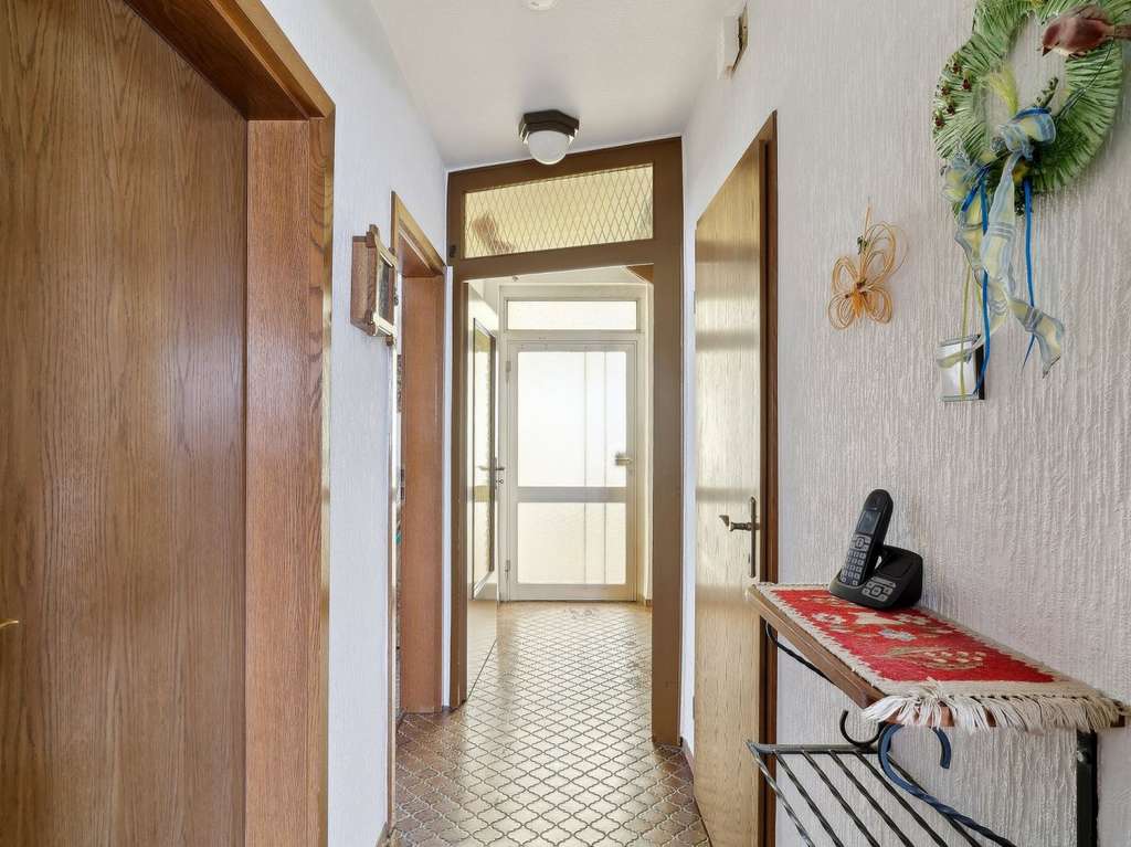 Immobilie in Niedernhausen - Charmantes Einfamilienhaus in ruhiger Lage von Niedernhausen-Königshofen mit Garten - Bild 4