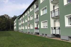 Helle und gemütliche 2-Zimmer-Wohnung mit Balkon! – Am Stadion 35, 33689 Sennestadt, Bielefeld – Vorschaubild 1