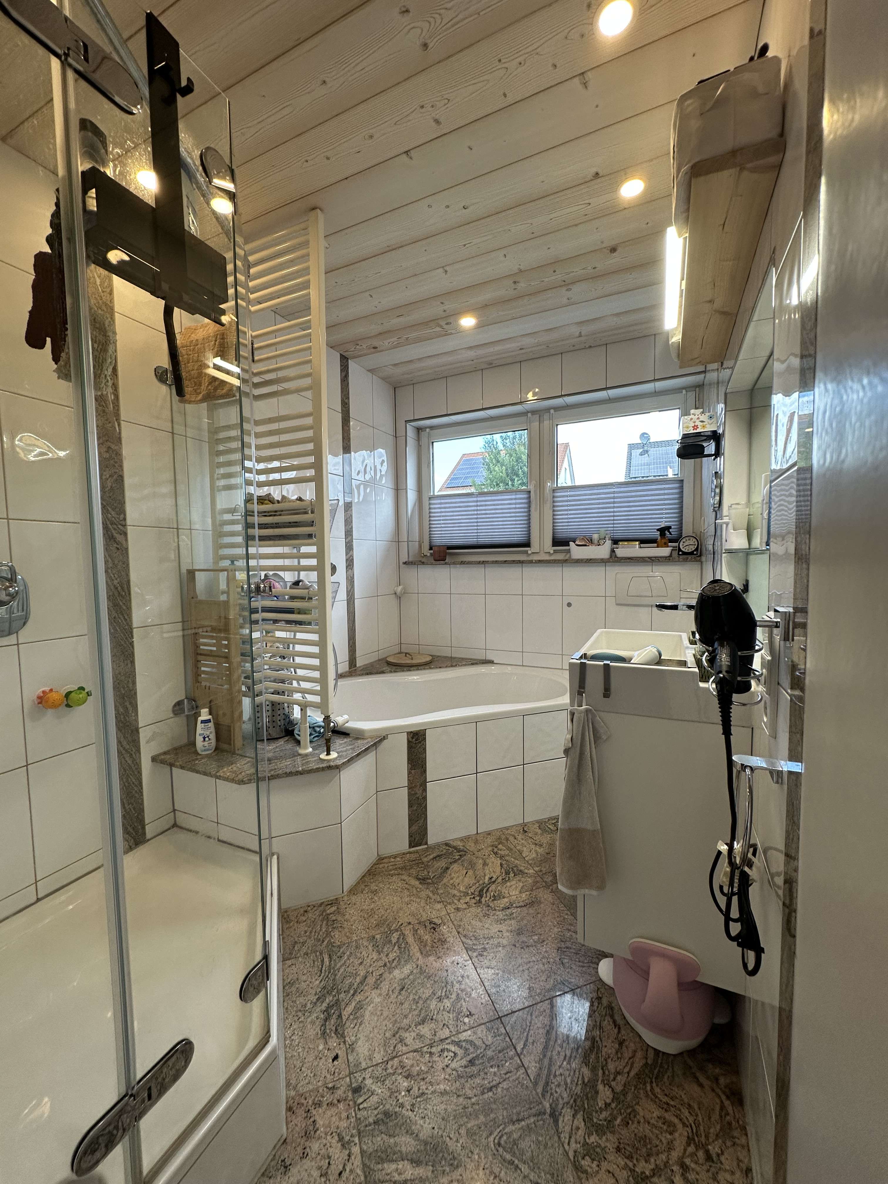 Immobilie in Walddorfhäslach - Provisionsfreies  Wohn- und Geschäftshaus - Ein verborgenes Juwel mit vielseitigem Potenzial - Bild 7