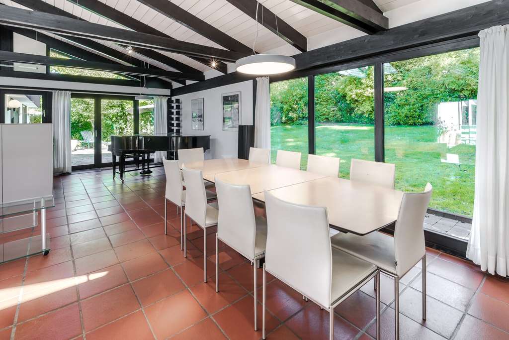 Immobilie in Wehrheim - Ein Zuhause, das inspiriert!  Architektenhaus in bester Wehrheimer Lage - Bild 3