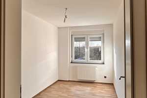 Erstbezug nach Sanierung: Stilvolle 5-Zimmer-Reihenhaus in Köln Holweide – Zillesraße 39, 39, 51067 Köln – Vorschaubild 10