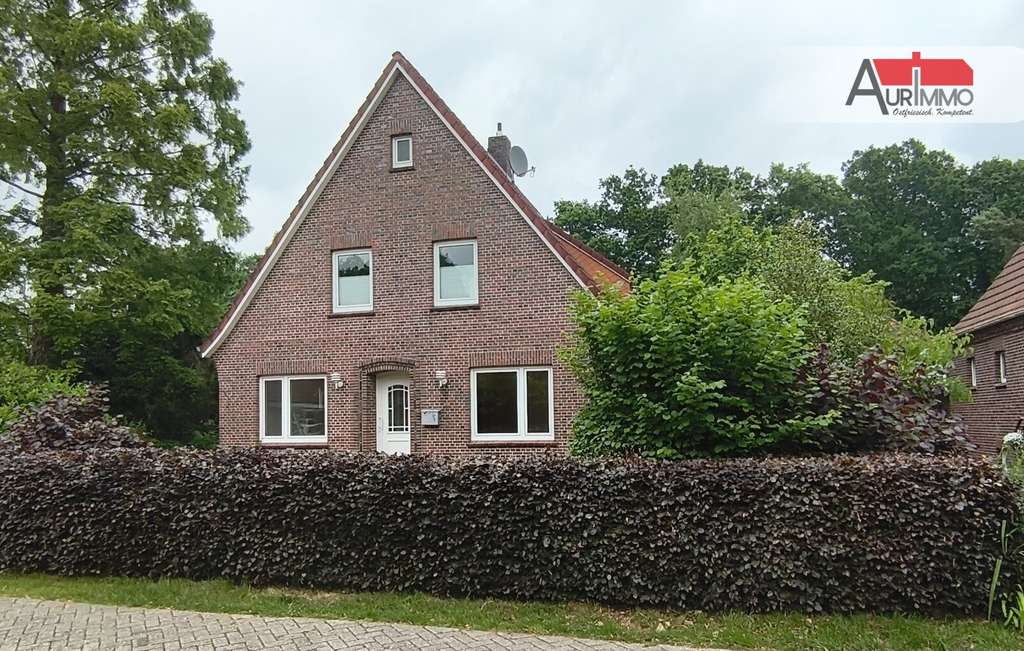 Ein-/ Zweifamilienhaus mit Bauplatz in sehr guter Lage von Aurich Haxtum