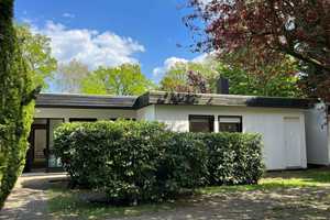***RESERVIERT*** Charmanter Atrium-Bungalow in ruhiger Lage von Hamburg-Hummelsbüttel – Hamburg – Vorschaubild 1