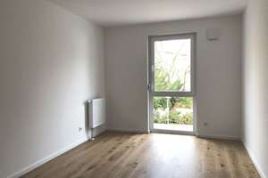 grosses Reihenhaus "RED", Keller, Westterrasse  -Samstagsbesichtigung (ab 13 Uhr) – Die vollständige Adresse der Immobilie erhältst du vom Anbieter., 12307 Lichtenrade, Berlin – Vorschaubild 6