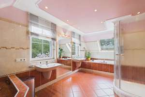 Außergewöhnliches Wohnerlebnis mit Indoor-Pool und exklusivem Ambiente – Die vollständige Adresse der Immobilie erhältst du vom Anbieter., 12559 Müggelheim, Berlin – Vorschaubild 11