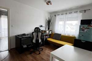 **Helle 2-Zimmer-Wohnung in Augsburg-Haunstetten – Alte Str. 33, 86179 Haunstetten-West, Augsburg – Vorschaubild 2