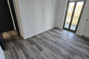 Renovierte 3 Raumwohnung mit Einbauküche, Balkon, Badewanne u. separater Dusche in Chemnitz  – Kantstraße 65, 9126 Chemnitz – Vorschaubild 9