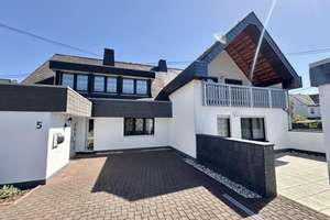 Exklusives Zweifamilienhaus - Wohnen mit Stil und Großzügigkeit in begehrter Lage! – Die vollständige Adresse der Immobilie erhältst du vom Anbieter., 56321 Brey – Vorschaubild 11