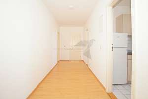 !! Wohnen am Küchwald !! Helle 2 Raum DG-Wohnung mit Einbauküche und Tageslichtbad – Dorotheenstraße 22, 9113 Schloßchemnitz, Chemnitz – Vorschaubild 6