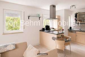 Charmante Erdgeschosswohnung mit eigenem Garten, Wintergarten und Doppel-Carport – Die vollständige Adresse der Immobilie erhältst du vom Anbieter., 85057 Nordwest, Ingolstadt – Vorschaubild 4