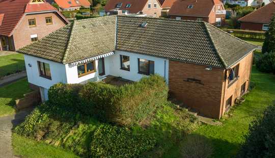 Bild von Bungalow mit Keller und Tiefgarage