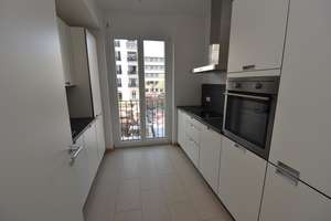 Attraktive 3-Zi.-Wohnung mit Einbauküche nahe U3, BMW & Olympiapark – Am Oberwiesenfeld 21, 80809 Am Riesenfeld, München – Vorschaubild 5