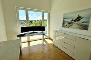 Möblierte 3,5-Zimmer-Penthouse-Wohnung mit Garage und einem Stellplatz in Heilbronn Biberach  – Die vollständige Adresse der Immobilie erhältst du vom Anbieter., 74078 Biberach, Heilbronn – Vorschaubild 4