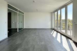 104 m², zwei Balkone, Panoramablick und TG-Stellplatz: Wohnqualität, die man selten findet – Die vollständige Adresse der Immobilie erhältst du vom Anbieter., 13403 Reinickendorf (Ortsteil), Berlin – Vorschaubild 2