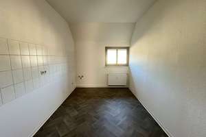 Helle Wohnung mit Balkon in Hilbersdorf – Stellplatz optional verfügbar – Zeißstraße  26, 9131 Hilbersdorf, Chemnitz – Vorschaubild 4
