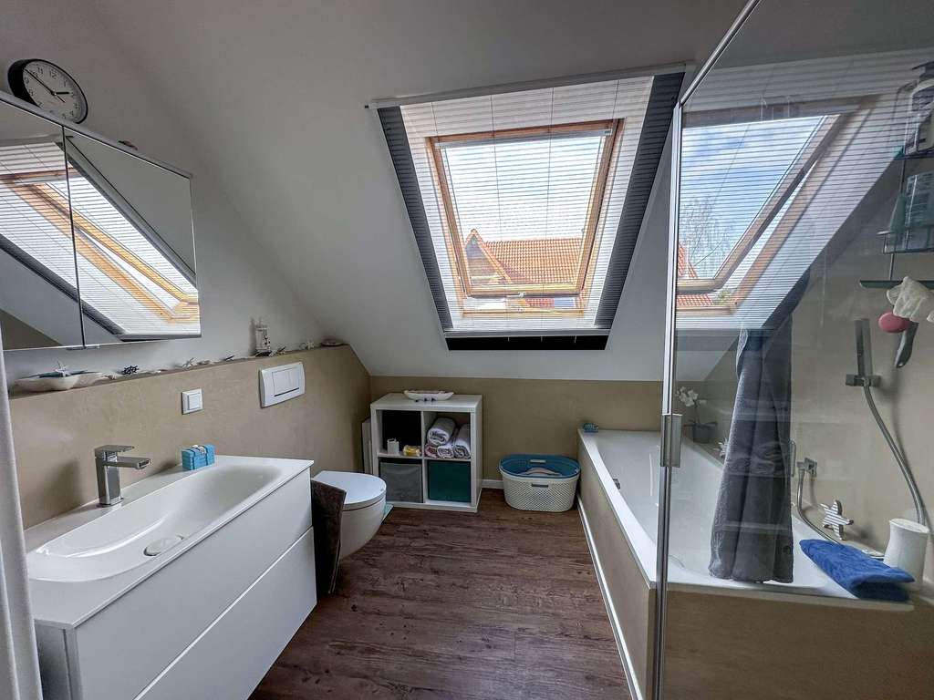 Immobilie in Schwülper - Raum zum Angekommen – helle, modernisierte Eigentumswohnung mit Balkon in beliebter Wohnlage - Bild 4