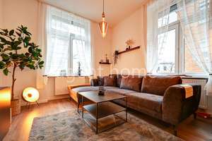 MÖBLIERT - MODERN LIVING - Gemütliche Wohnung mit Balkon