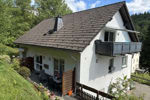 Gepflegtes Mehrfamilienhaus mit drei Wohneinheiten in attraktiver Lage der Siegener Numbach – 57072 Siegen, Siegen – Vorschaubild 3